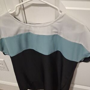 Stylish Women's Color Block Top